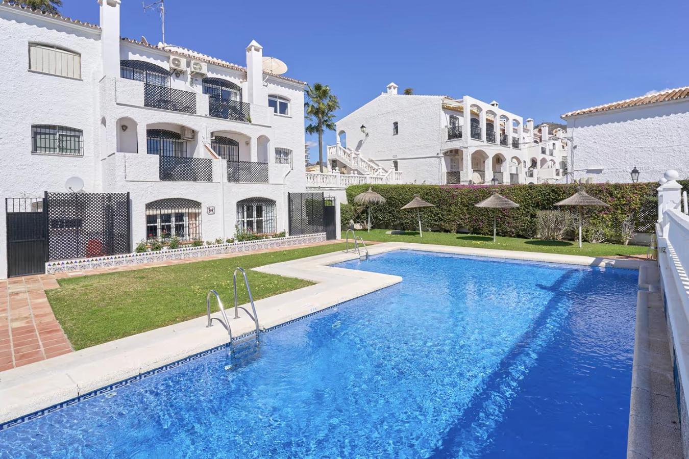 Casa Lena Town House With Pool Nerja